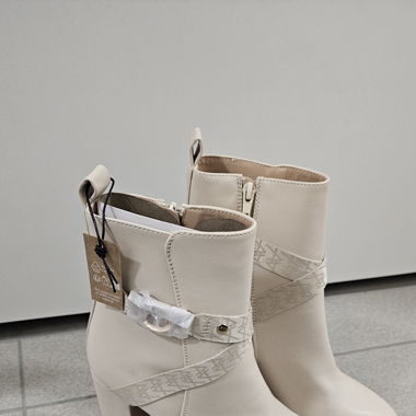 Bottines à talon neuves