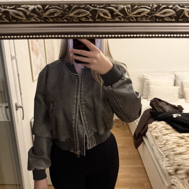 Graue Jacke Grösse S