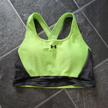 Sports bra