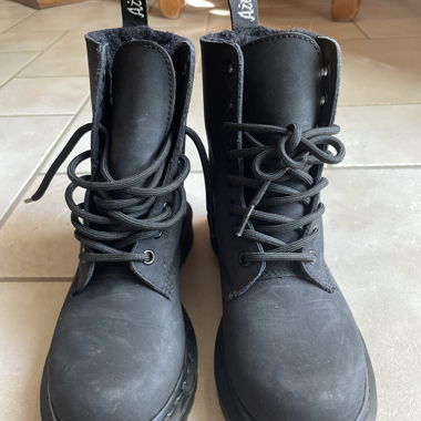 Dr Martens 36