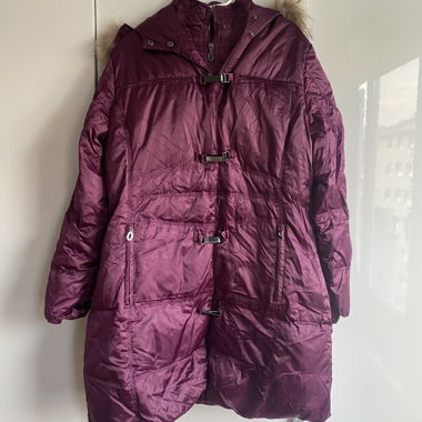 Lilac down coat with removable fur hood