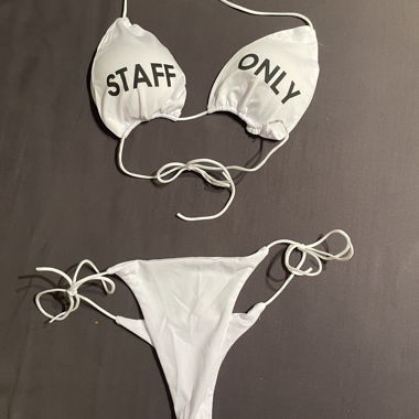 Bikini grunge grafico