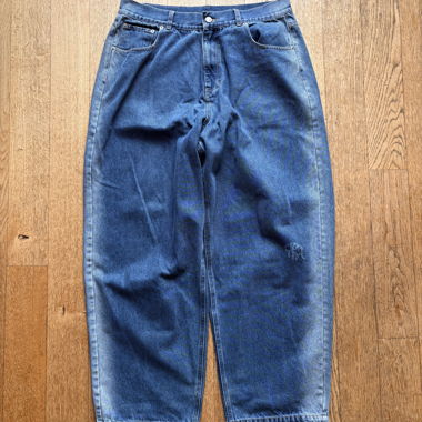 Mertra Jeans