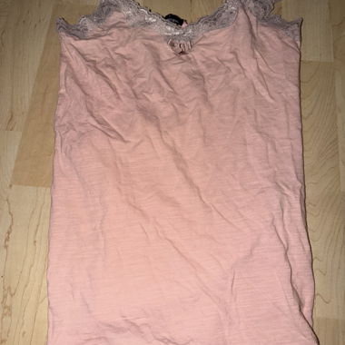 Haut en dentelle Hunkemoller