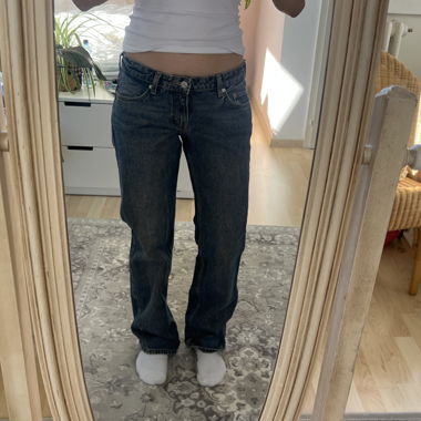 Weekday Jeans 28/32 ARROW