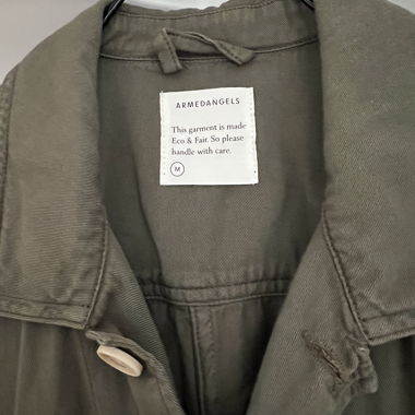 ARMEDANGELS leichte olivgruene Jacke M