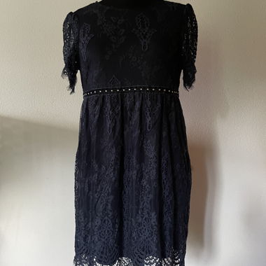 Robe en dentelle bleue