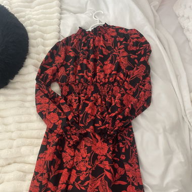 Kleid