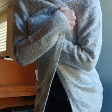 Cardigan morbido con 2 tasche
