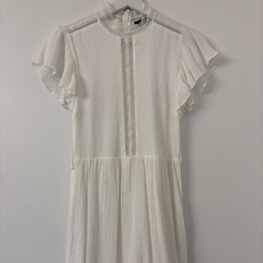 Trendyol Kleid mit Spitze