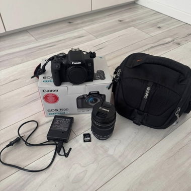 Canon EOS 750D