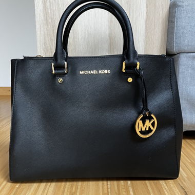 Michael Kors Handtasche schwarz