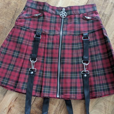 Killstar kurze Faltenrock im roten Tartan