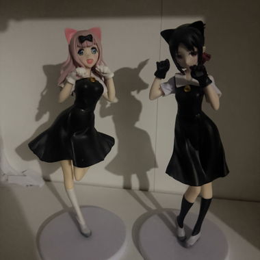 figurine Love is War