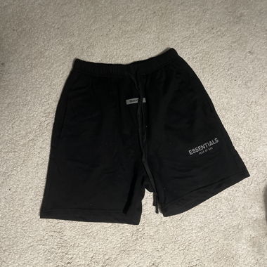 Essentials Shorts Black
