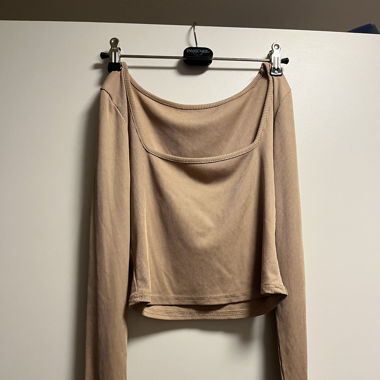 pull beige 