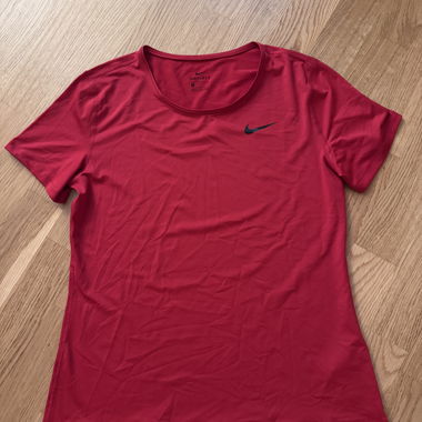 Maglia sportiva Nike, taglia M