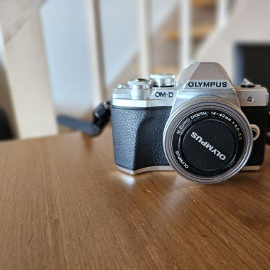 Olympus OM-D E-M10 Mark III