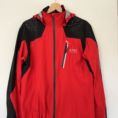 Rainjacket / Windbreaker