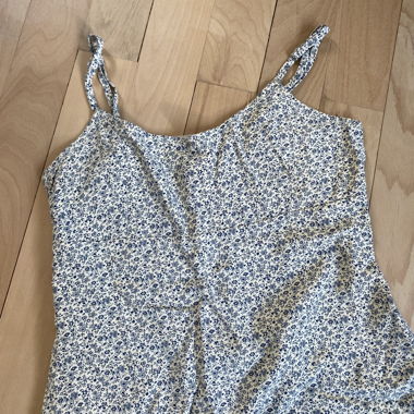 Kurzes Sommerkleid