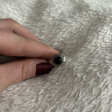 Onyx gemstone ring