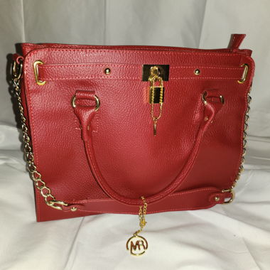 Borsa a mano rossa in pelle con catena