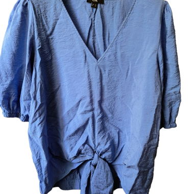 Blusa Blu con Fiocco