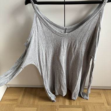 Top off-shoulder grigio Abercrombie & Fitch