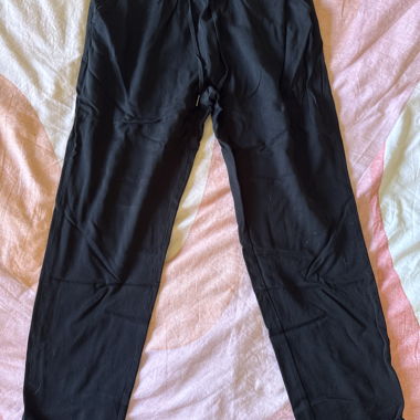 Schwarze Freizeit-Hose