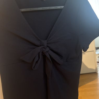 Black knotted dress Subdued size M