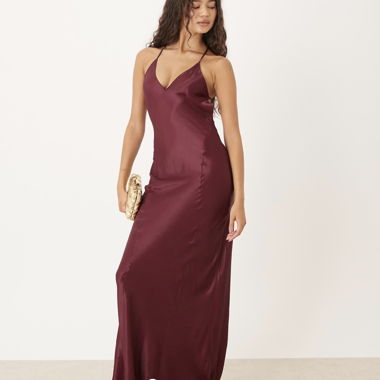 Robe maxi en satin bordeaux