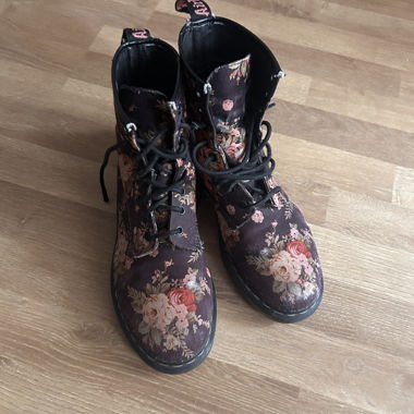 Dr. Martens à fleurs