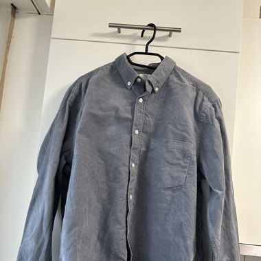 H&M graues Cordhemd zum Knöpfen