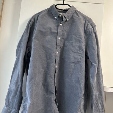 H&M graues Cordhemd zum Knöpfen