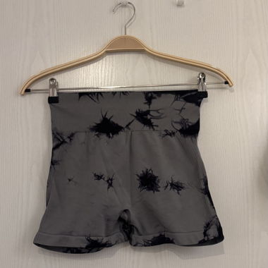 Sporty Shorts in Grey/Black