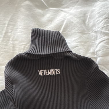 Pull col roulé Vetements 