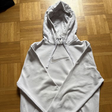 Pull Nike