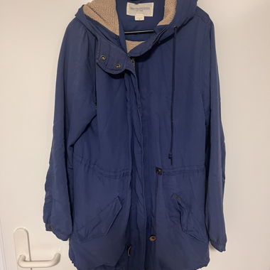 Used Obey women's jacket blue