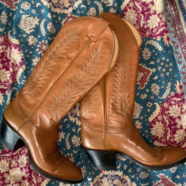 Vintage TONY LAMA Cowboy Boots