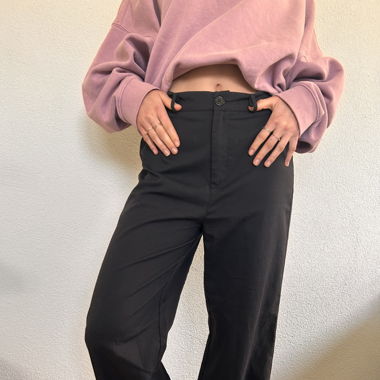 Stoffhose in schwarz und elegant