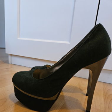 Grüne Velours High heels gr. 37