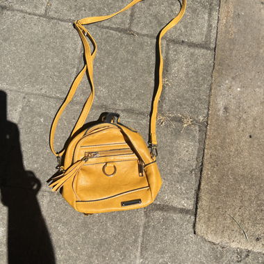 Mini zaino giallo