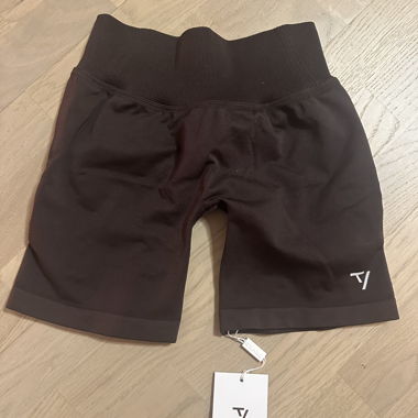 Short TEVEO Lift Sculpt Scrunch