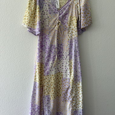 Robe mi-longue à fleurs légère