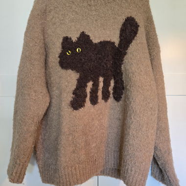 Maglione beige con gatto
