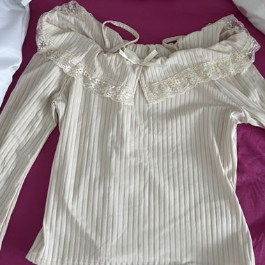 Cute Y2K/Coquette Top 