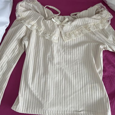 Cute Y2K/Coquette Top 