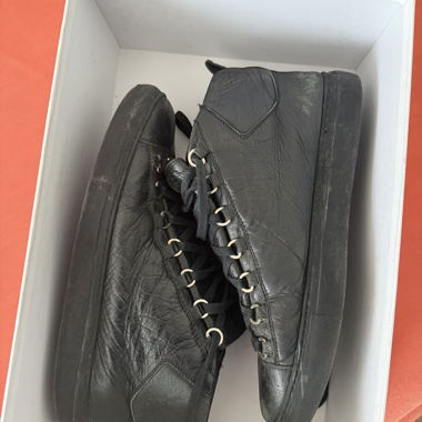 Balenciaga Arena
