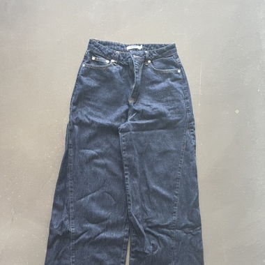 NA-KD Dark Blue Jeans