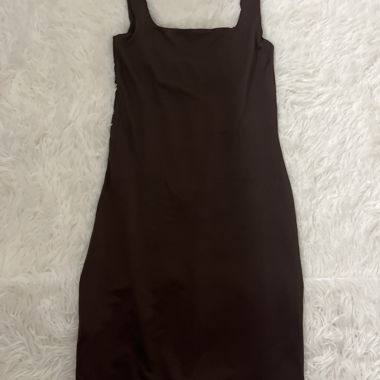 Robe brune 